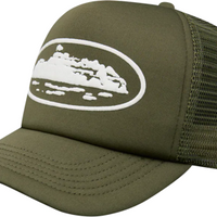 Corteiz Island Puff Print Trucker Olive