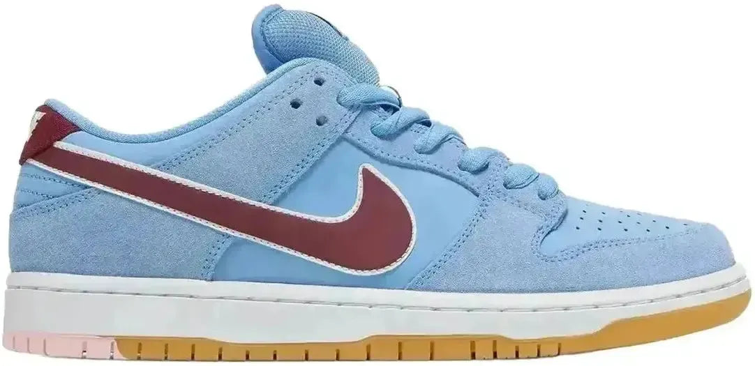 Nike SB Dunk Low "Philadelphia Phillies"