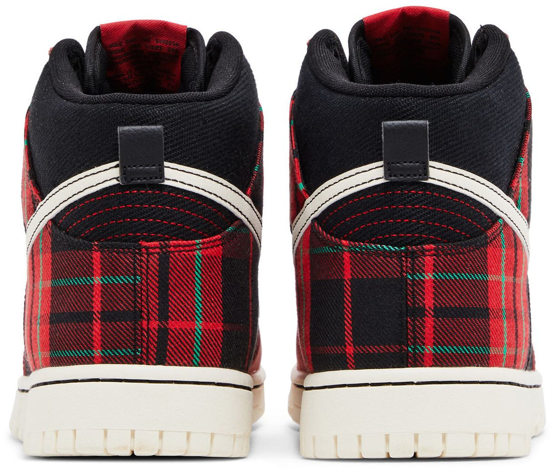 Nike Dunk High SE Tartan Plaid