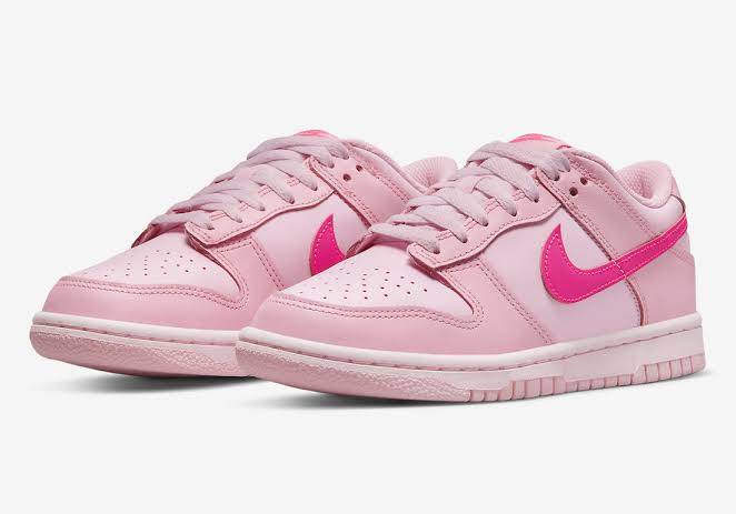 Nike Dunk Low 'triple pink